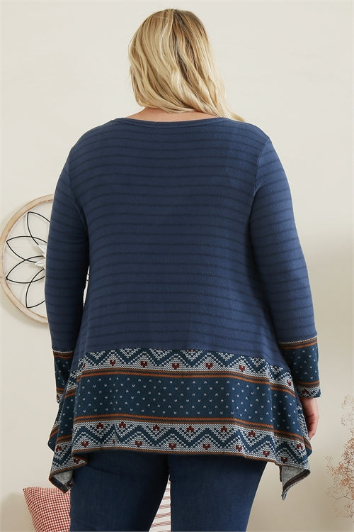 Plus Size Knit Pattern Top with Front Pockets